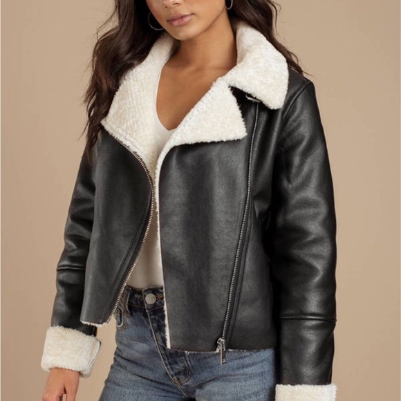 BLANK NYC
Moto style jacket with faux leather - Picture 3 of 7